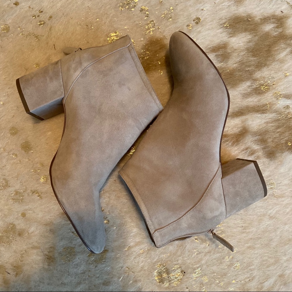 Cecelia New York Nolton Bootie size 9